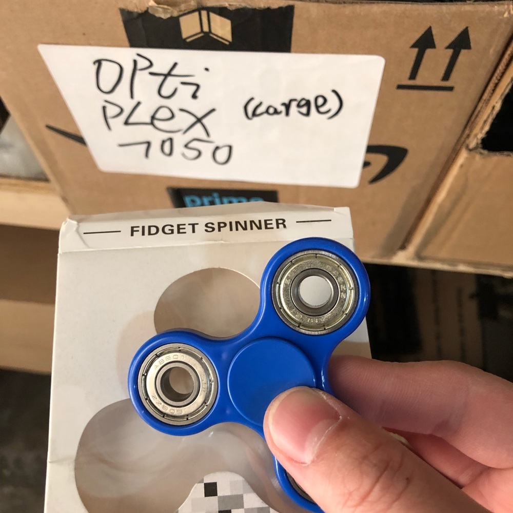 Fidget spinner